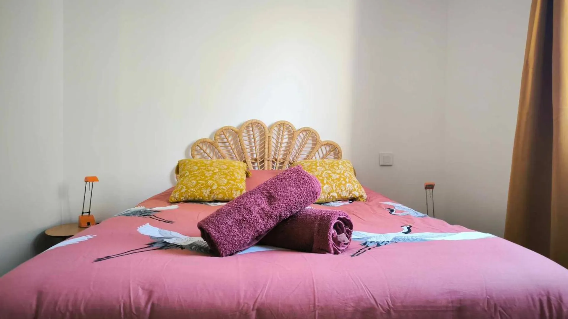 Maison, Piscine, Climatisation Parking, 10Min A Pied Du Centre Avignon 0*,  Frankrike