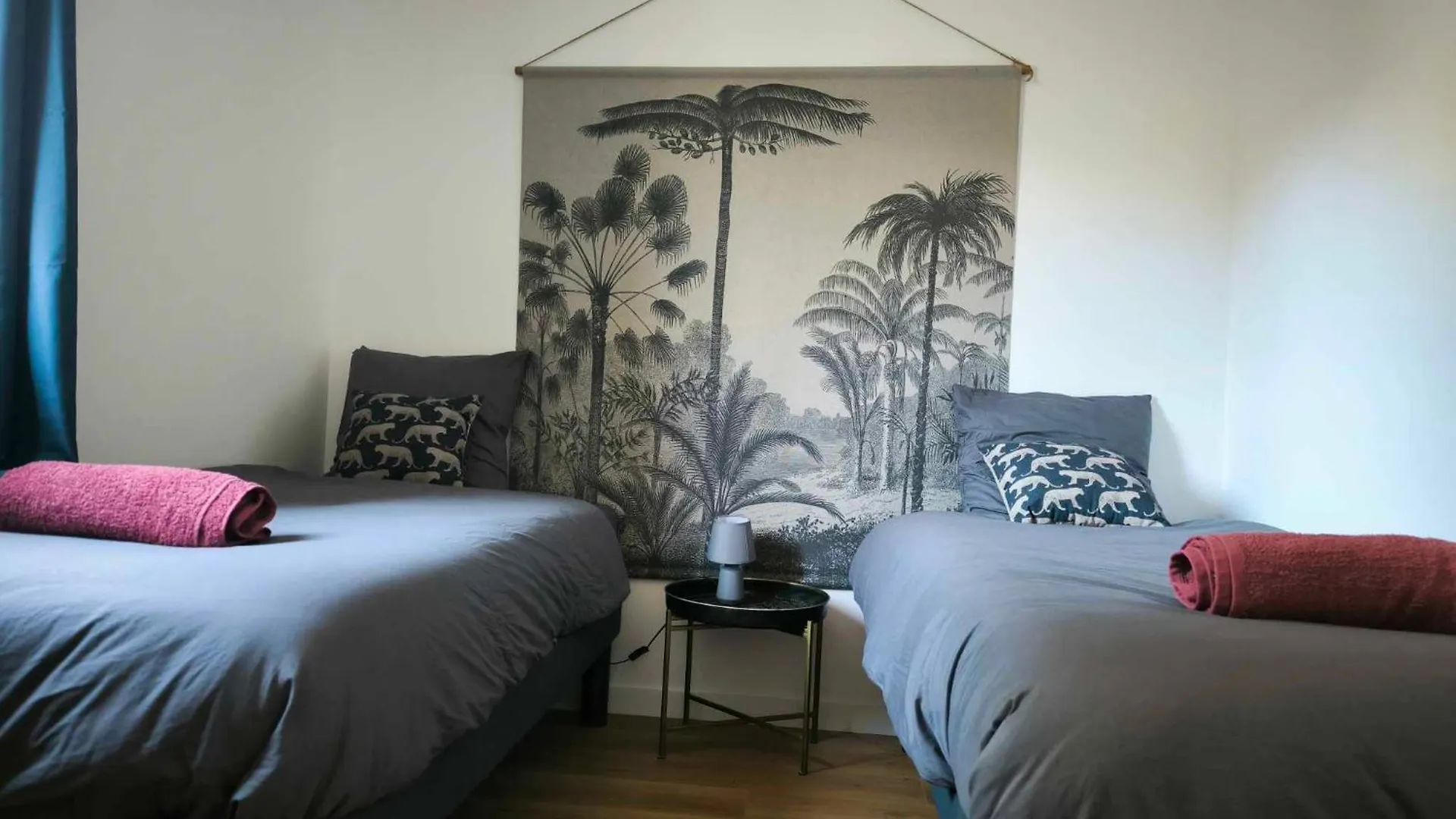 Maison, Piscine, Climatisation Parking, 10Min A Pied Du Centre Avignon